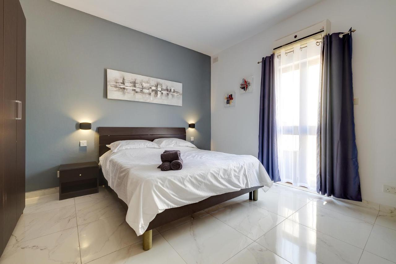 Idyllic Apartment Steps From The Promenade スリーマ エクステリア 写真